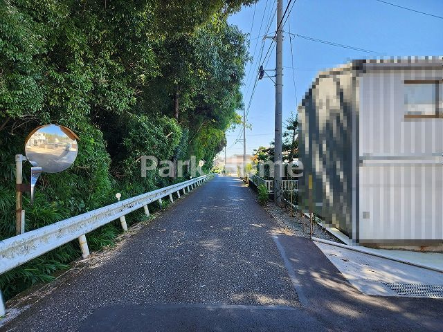 香南市野市町父養寺-A号地-新築戸建ての前面道路含む現地写真
