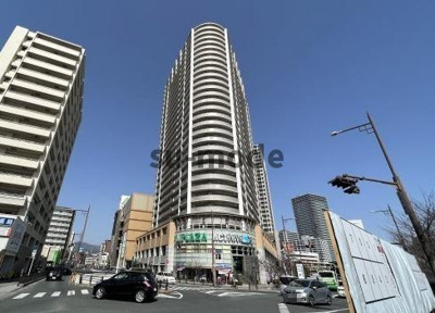 【外観】 | ローレルスクエア高槻A棟