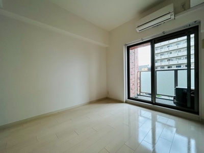 【居間・リビング】 | ララプレイス新大阪シエスタ