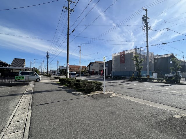 ビューラーみゆきの周辺|東方接面道路