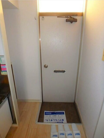 【玄関】