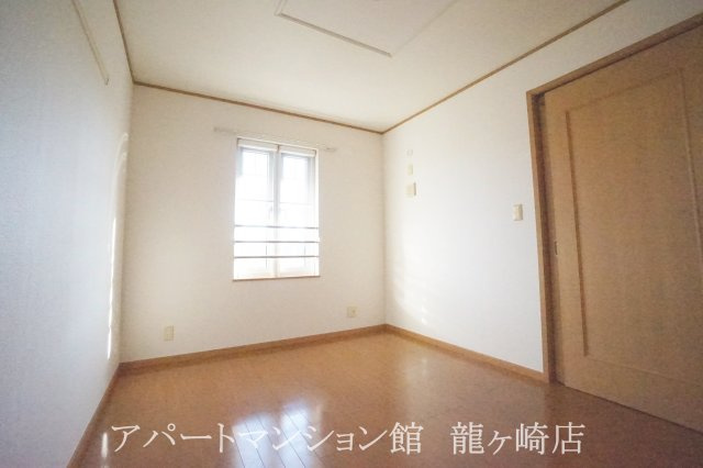 レジデンスさくら台Ｄの洋室