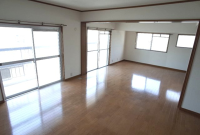 【居間・リビング】 | ベラルーチェ岡本