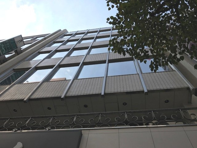 並木ビルの外観