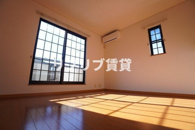 ベルパークＡの居間・リビング