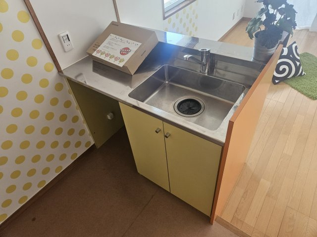 モンテメール学園前のキッチン