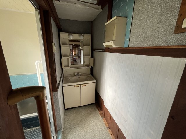 紀の川市貴志川町長原・中古戸建・54508の洗面所