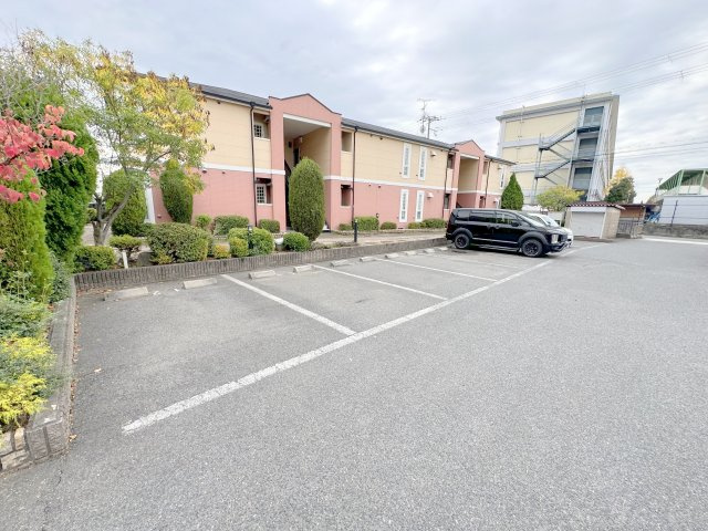 【駐車場】 | サンパティークⅡ