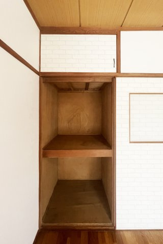 レクサスの収納