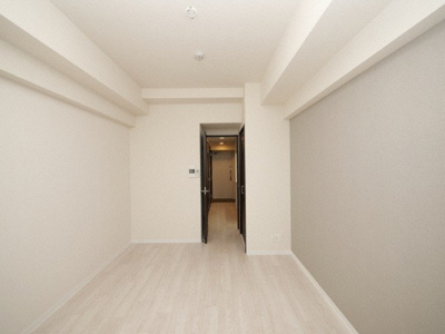 【居間・リビング】 | ファーストフィオーレ新梅田 | こちらの居間で趣味の時間をお楽しみください