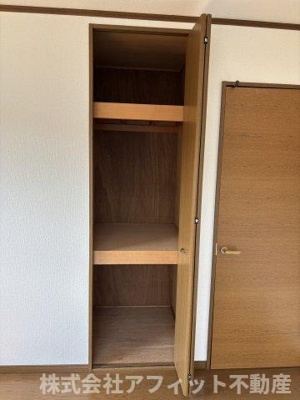 【収納】 | エトワール梶田 | 北側の洋室6帖の収納　