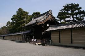京都御苑（995m）