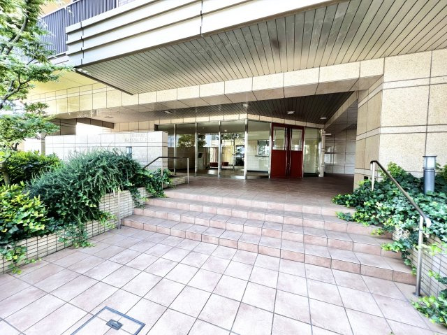 ファーネスト箱崎公園のエントランス|ファーネスト箱崎公園（3LDK）