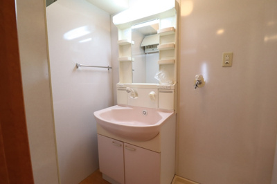 【独立洗面台】 | フローレス・リーベAB | 洗髪洗面化粧台