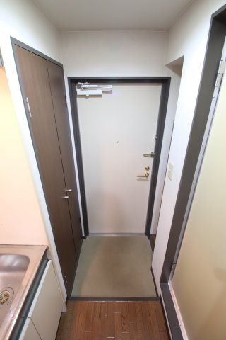 【玄関】 | インヴァリ