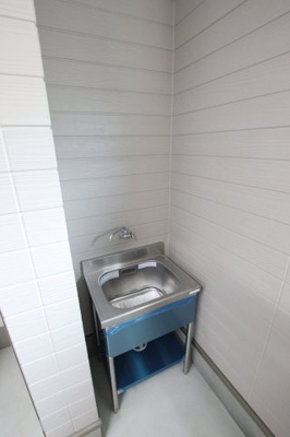 【設備】 | NEOGARE初芝 | ガレージ水栓