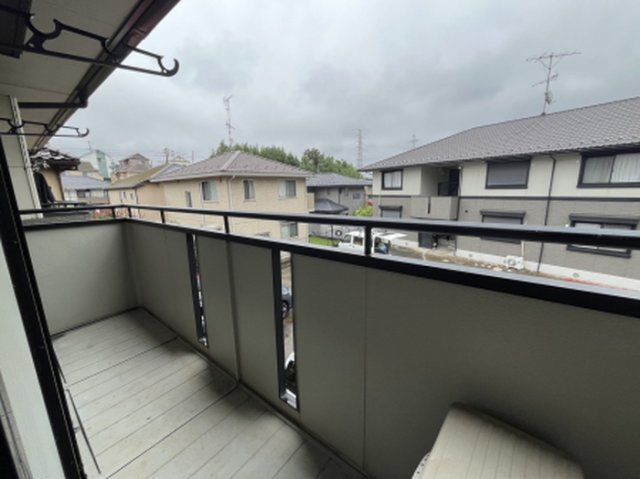 ヴィラージュコート壱番館のバルコニー