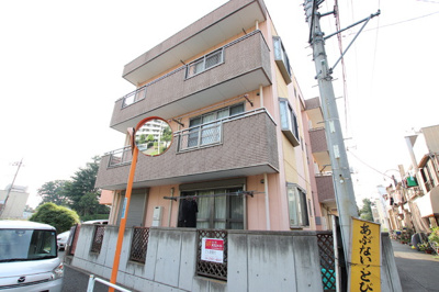 鉄骨造３階建てマンション！