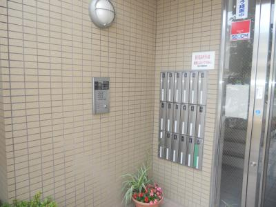 ソレアードさがののエントランス