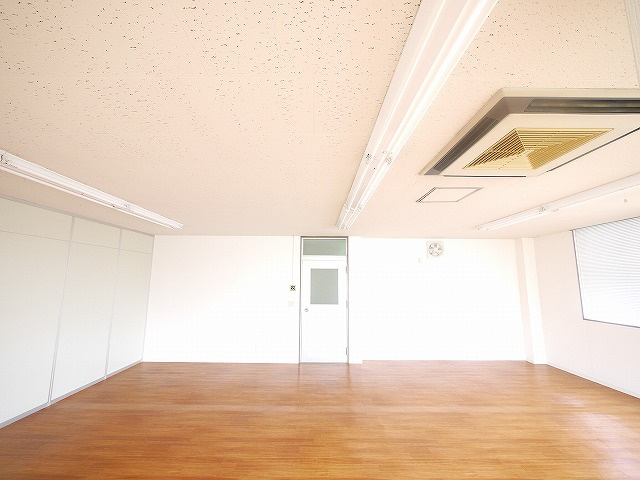 吉田ビル（木津上戸）