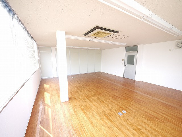 吉田ビル（木津上戸）