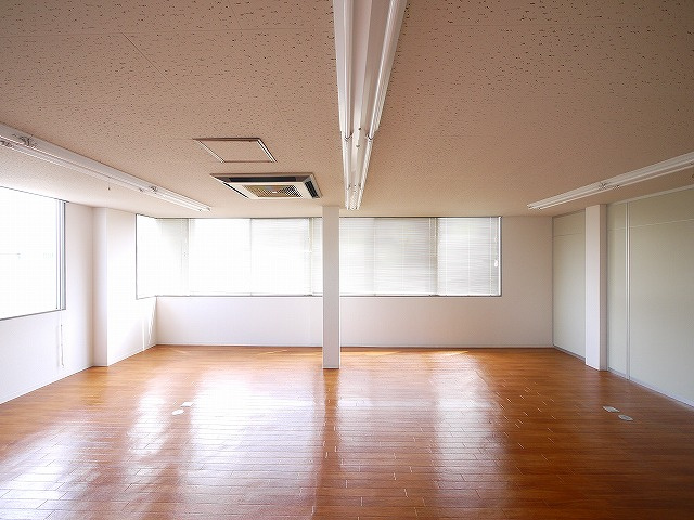 吉田ビル（木津上戸）