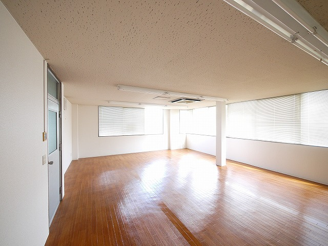 吉田ビル（木津上戸）