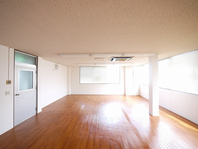 吉田ビル（木津上戸）