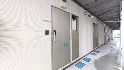 【エントランス】 | アムール高松東