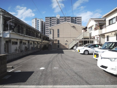【駐車場】 | アムール高松東