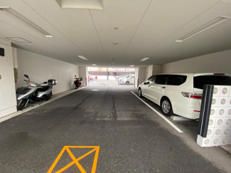 【駐車場】