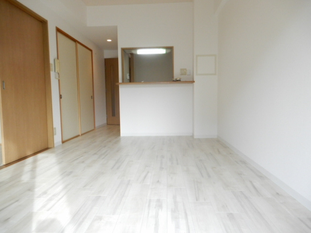 グランドシャリオの居間・リビング