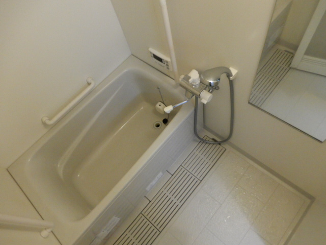 グランドシャリオの浴室