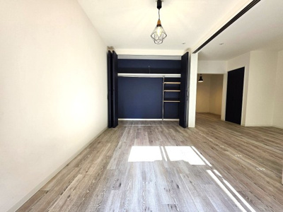 【内装】 | エクレール　ヨコハマ | エクレール・ヨコハマ　　　建具はLIXILのVINTIA！ヴィンテージ感がなんとも落ち着きます♪