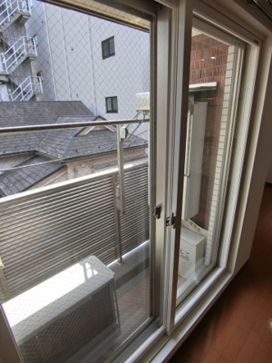 【バルコニー】 | ドリームレジデンス | 反転間取りのお部屋の参考写真となります。