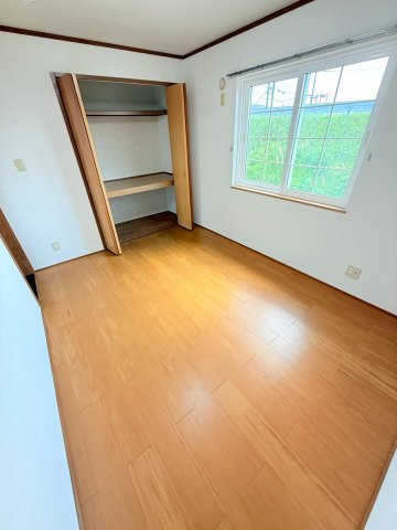 アイランド廣の洋室