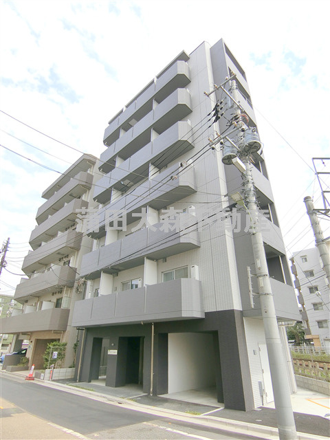 スカイコート武蔵新田Ⅱの外観|2021年5月築　RC鉄筋コンクリート造地上8階建て総戸数28戸の1K～1LDKの分譲賃貸マンション　東急多摩川線武蔵新田駅、東急池上線千鳥町駅