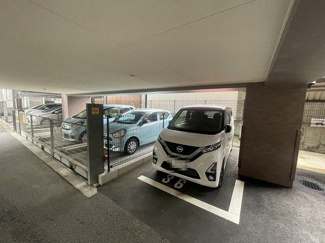 【駐車場】