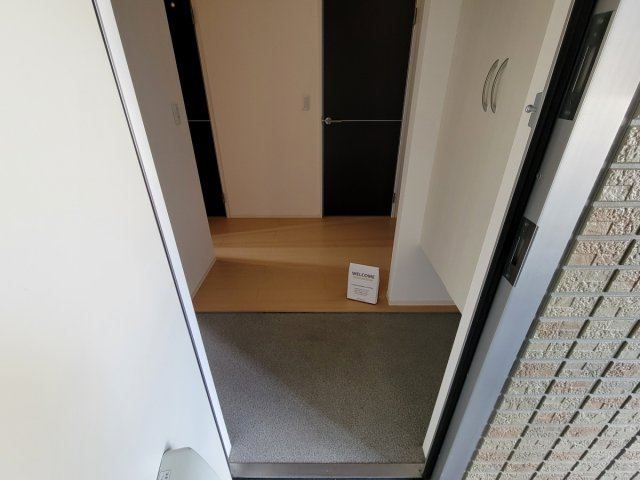 サニーハイツ平田の玄関