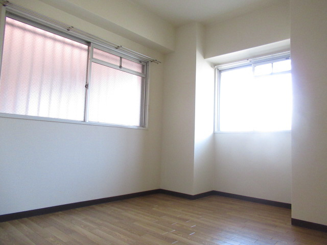 Sメゾン魚住の居間・リビング