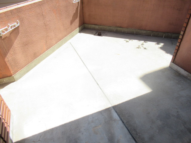 Sメゾン魚住のバルコニー