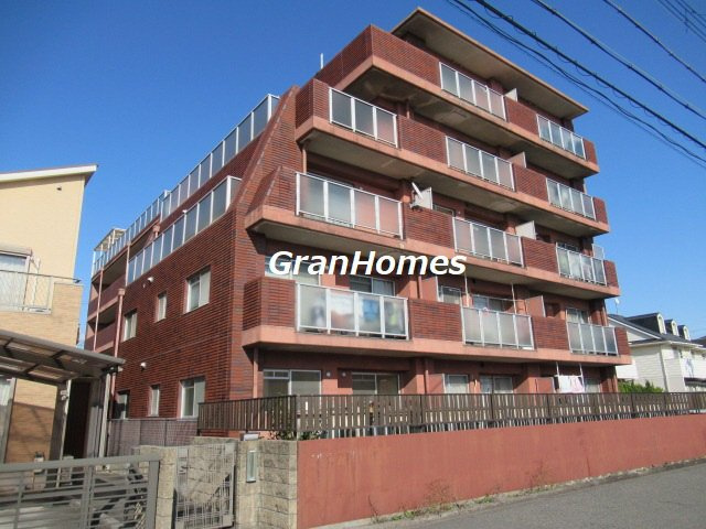 Sメゾン魚住の外観