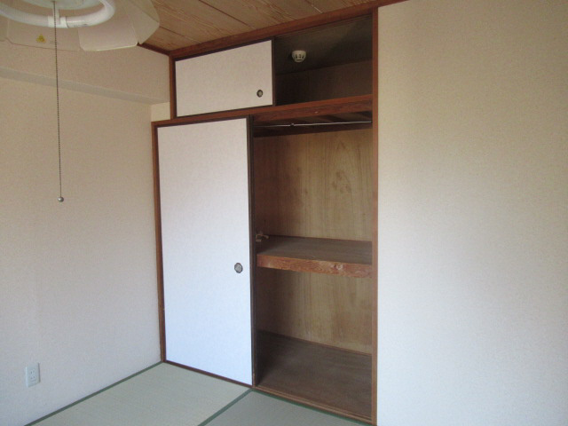 Sメゾン魚住の収納