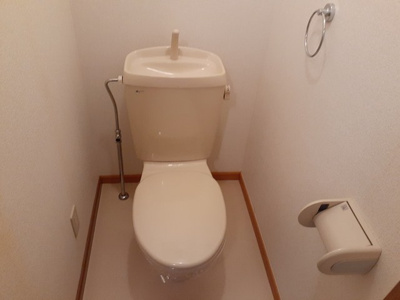 【トイレ】 | グレイスＡ | ゆったりとした空間のトイレです