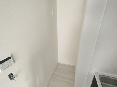 【キッチン】 | リーブルファイン岩槻本町 | 冷蔵庫置き場です