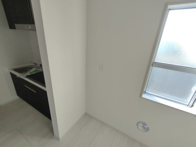 【キッチン】 | リーブルファイン岩槻本町 | 食器棚置き場です