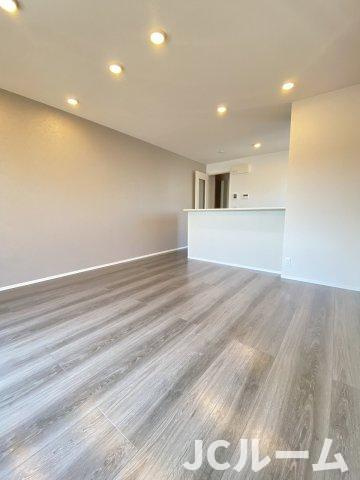 メゾン ド ポムの居間・リビング