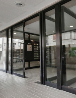 【エントランス】