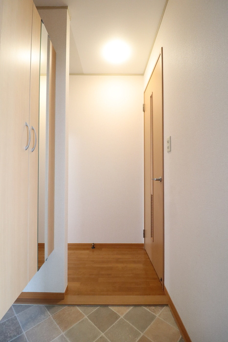 ロイヤルフローリッシュの玄関