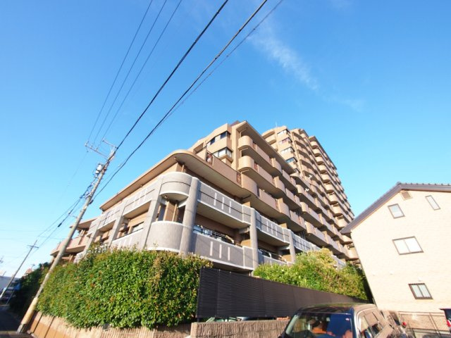 ライオンズガーデン一番町の外観